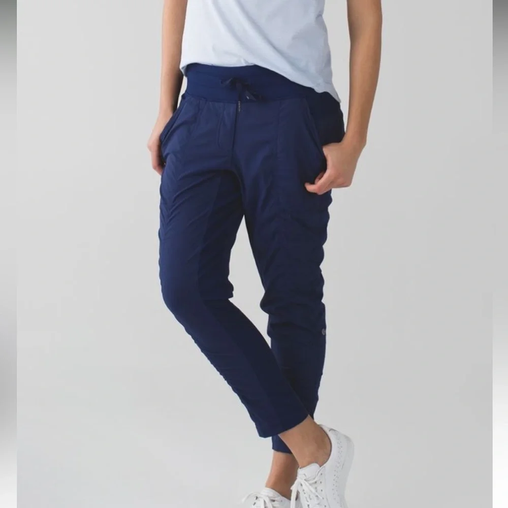 Lululemon Street to Studio Pant II in Hero Blue Women’s Size 10